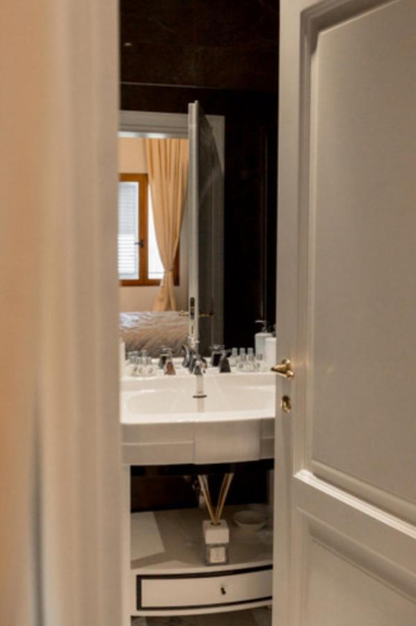 Borgo Pinti Suites Le Stanze Dei Nobili Флоренція Екстер'єр фото